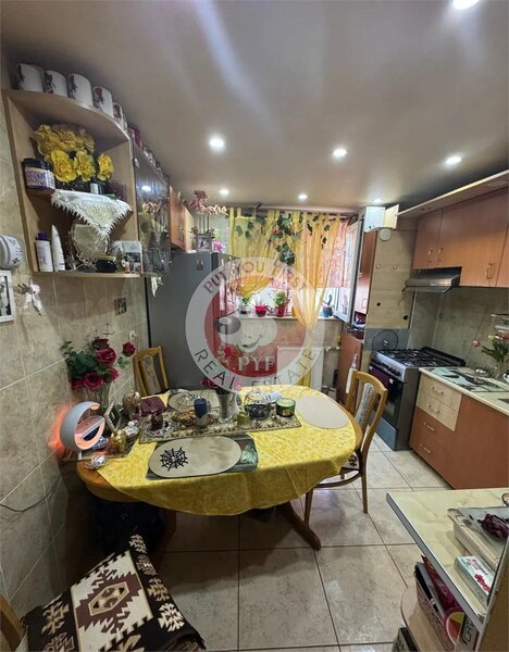 Vitan | 4 camere | Semidecomandat | 96mp | B12251